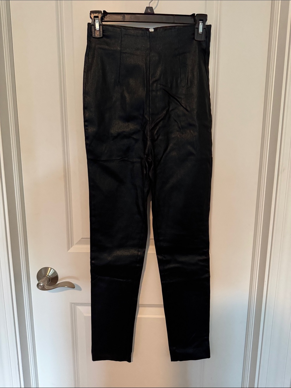 Sleek Black Cropped Women's Pants
